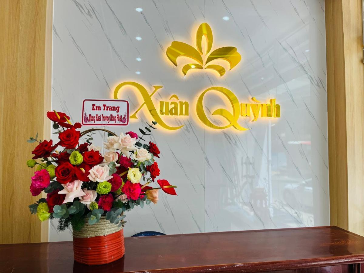 ホテル Khach San Xuan Quynh ダラット エクステリア 写真